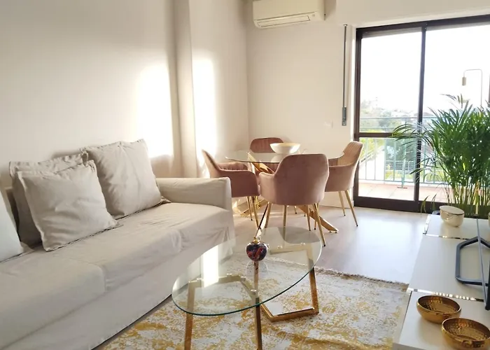 New Sea View - Checkinhome 에수투릴